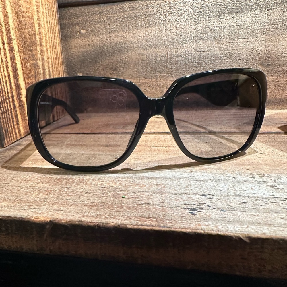 Burberry sunglasses, new, never worn, authentic.